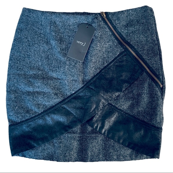 Grey Wool Mini Skirt - High Low Mock Wrap - Very J - SZ S NWT - Picture 11 of 11
